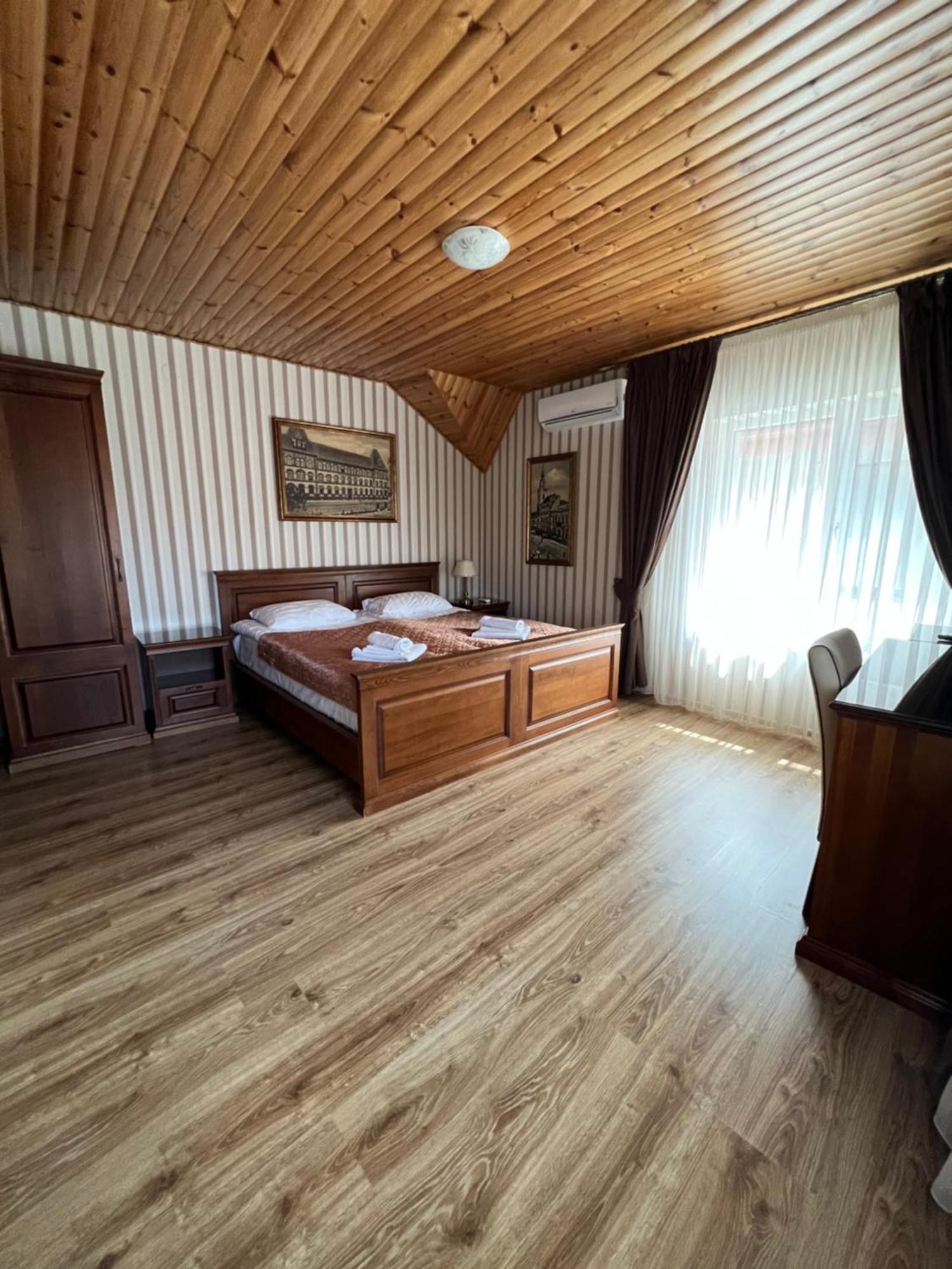 Guest House Villa Lamperti ดีดา ภายนอก รูปภาพ