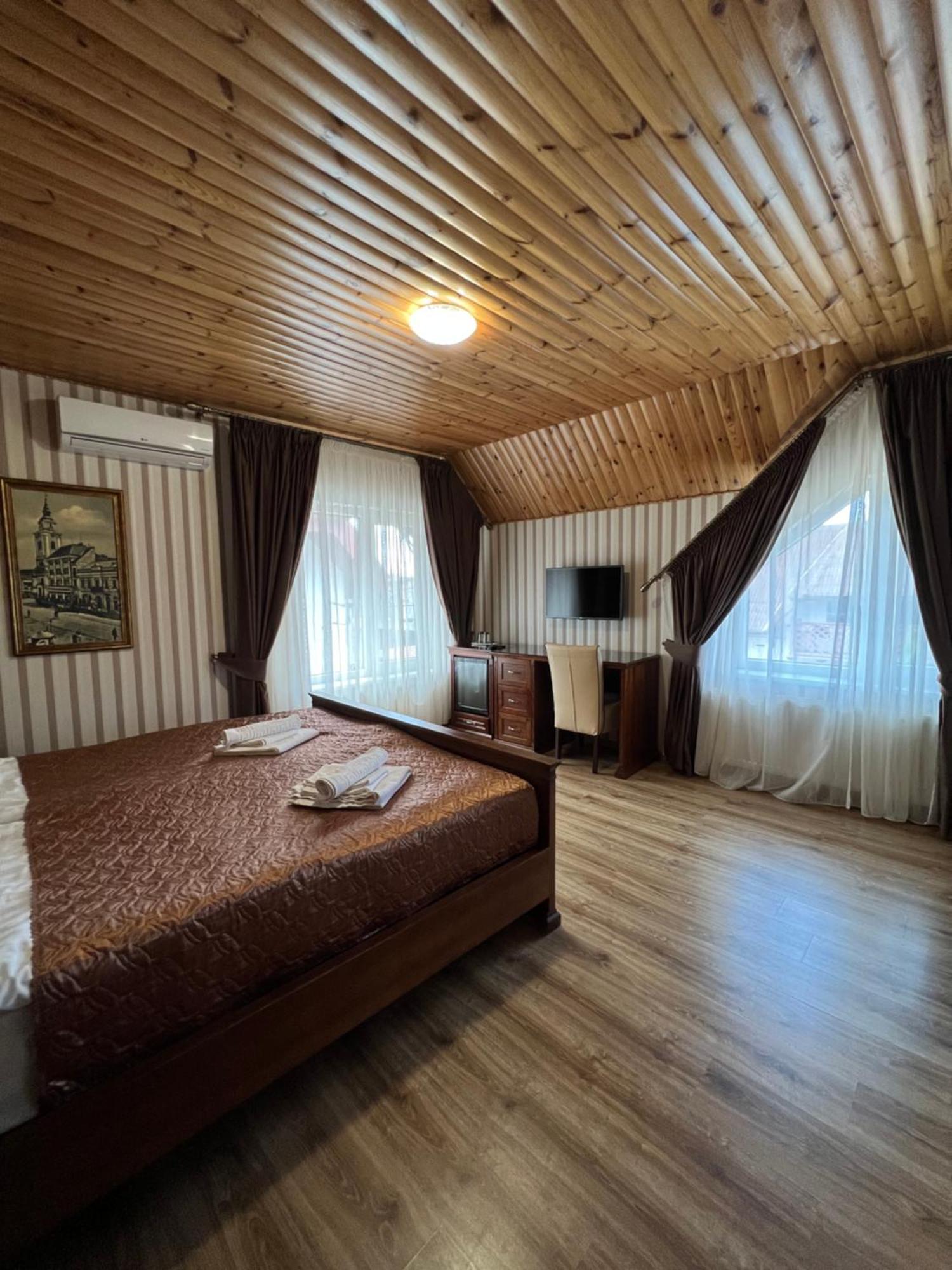 Guest House Villa Lamperti ดีดา ภายนอก รูปภาพ