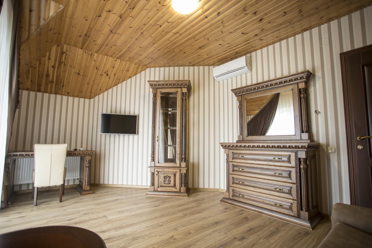 Guest House Villa Lamperti ดีดา ภายนอก รูปภาพ