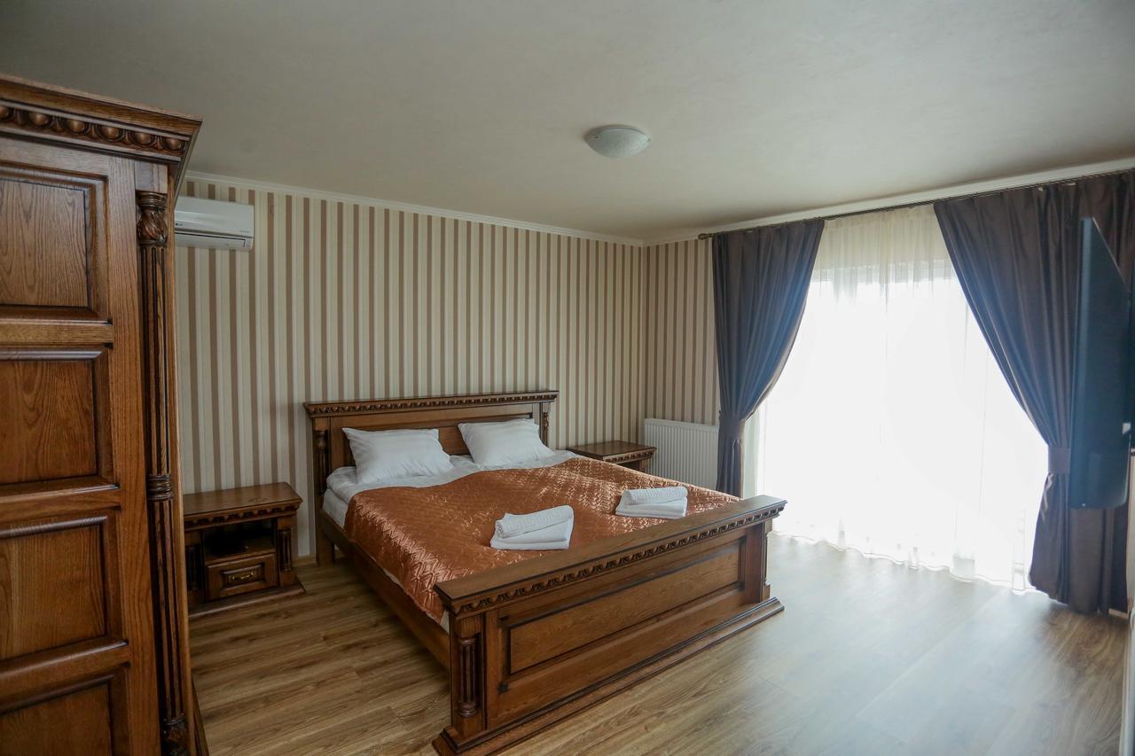 Guest House Villa Lamperti ดีดา ภายนอก รูปภาพ