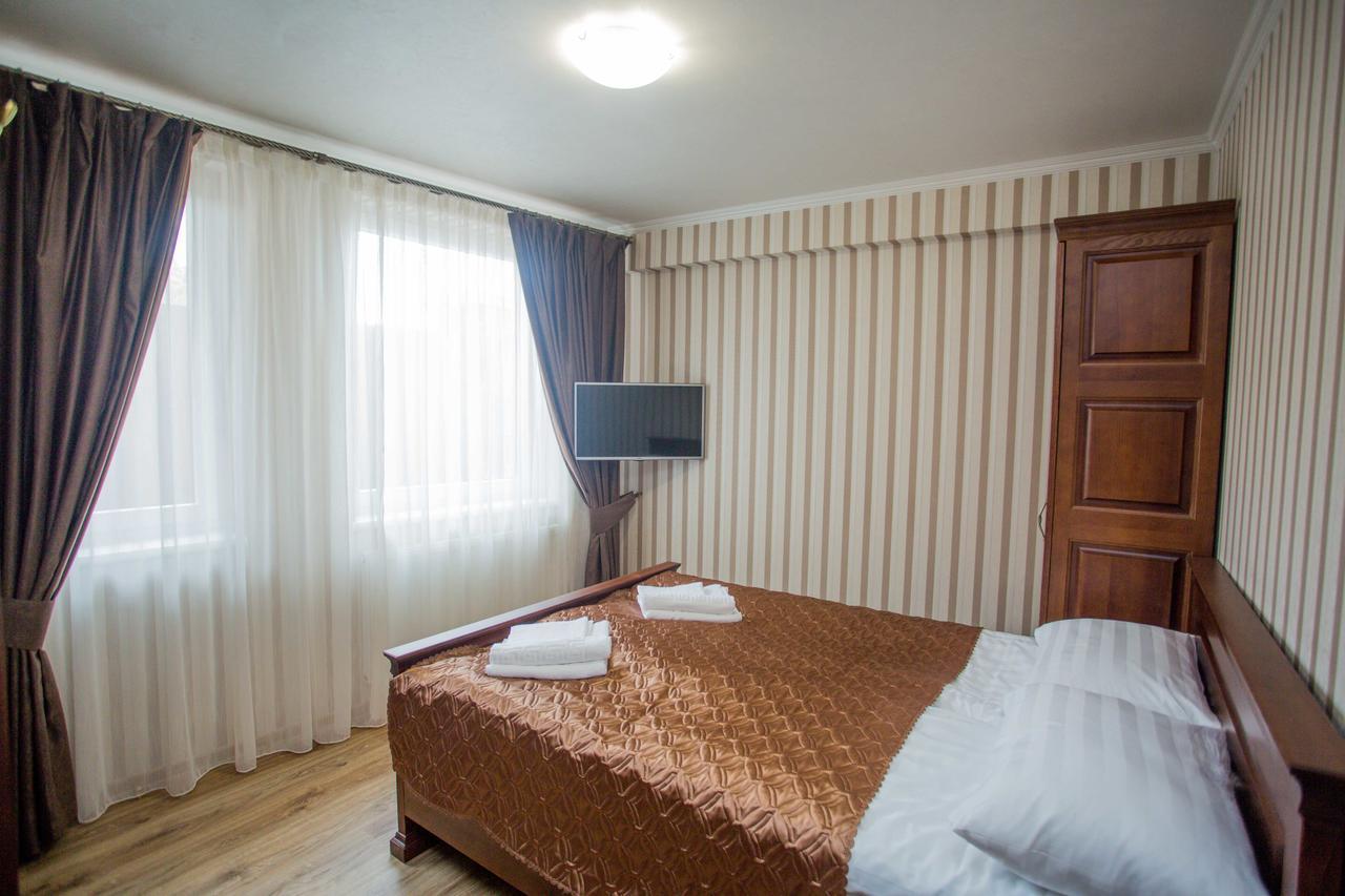Guest House Villa Lamperti ดีดา ภายนอก รูปภาพ