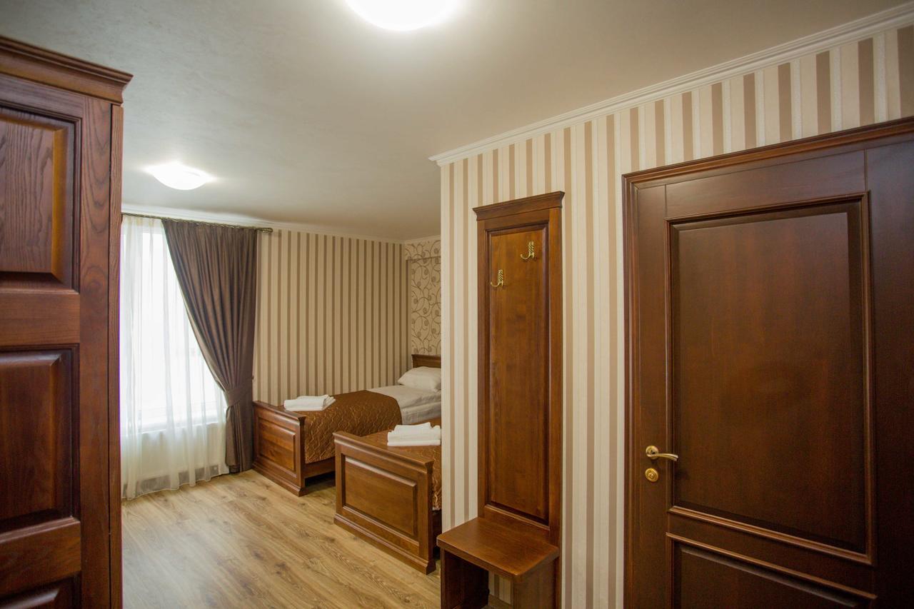 Guest House Villa Lamperti ดีดา ภายนอก รูปภาพ